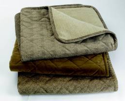 Orvis Reversible Dog Proof Throw